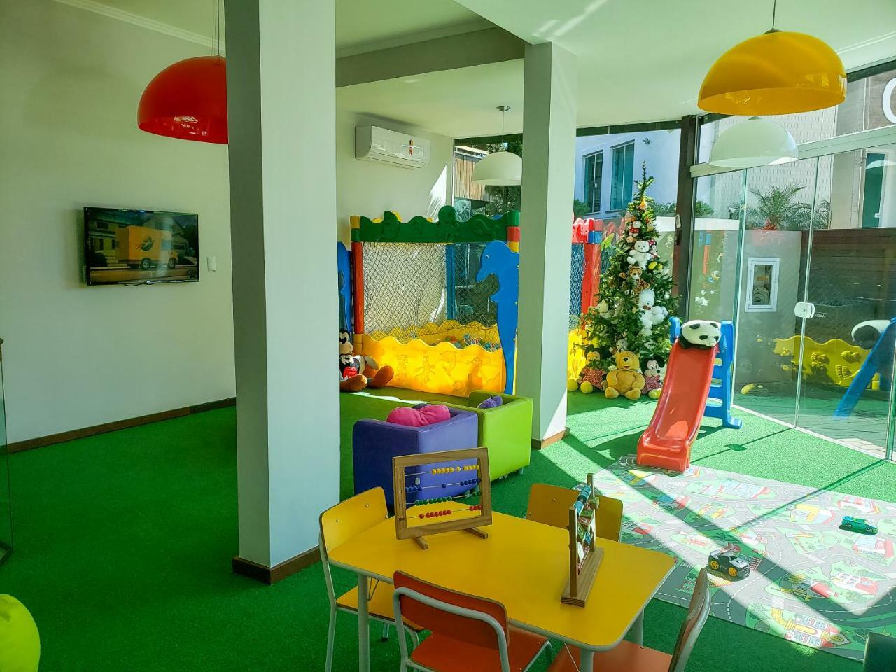 בומבינאס Pousada Bora Bora מראה חיצוני תמונה